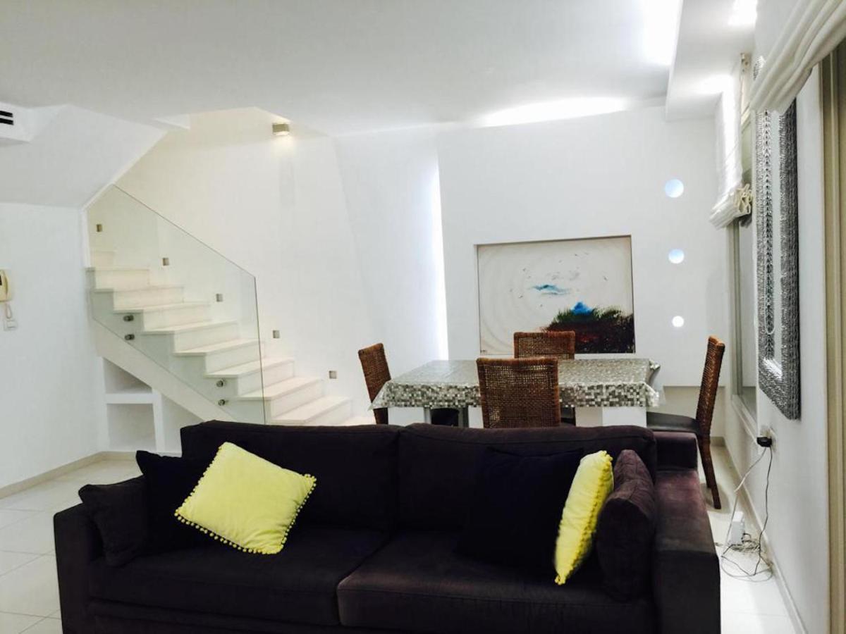 Regency Residence With Pool - Next The Beach Herzliya Exterior foto